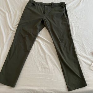 Lululemon Men’s Pants